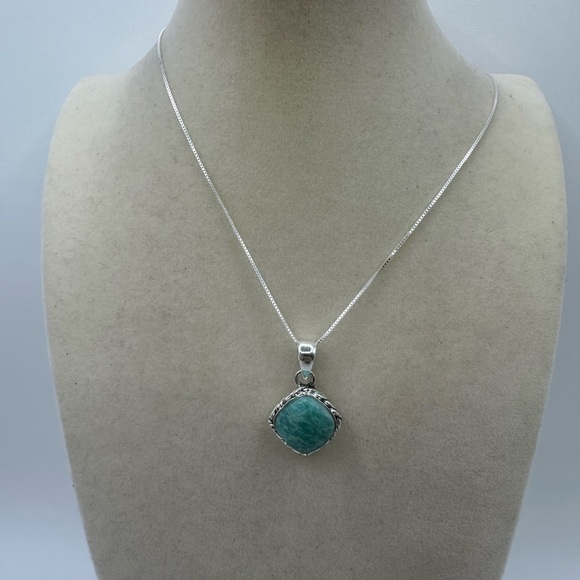 Silver Amazonite Pendant on Silver Chain - Picture 6 of 8